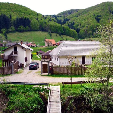 Gospodaria Lui Nea Ion Vama Buzăului Exterior foto